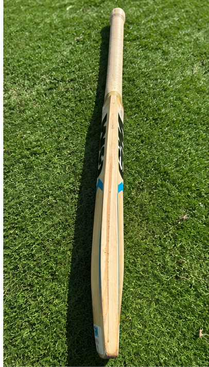 GM - Grade 2 Cricket Bat, product photo 4